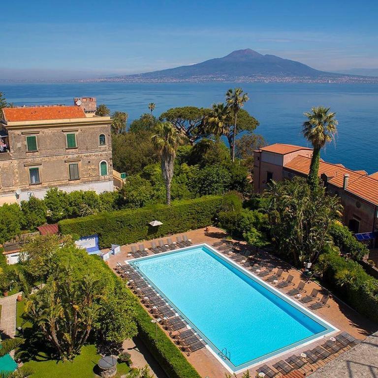Aequa Hotel Vico Equense Esterno foto