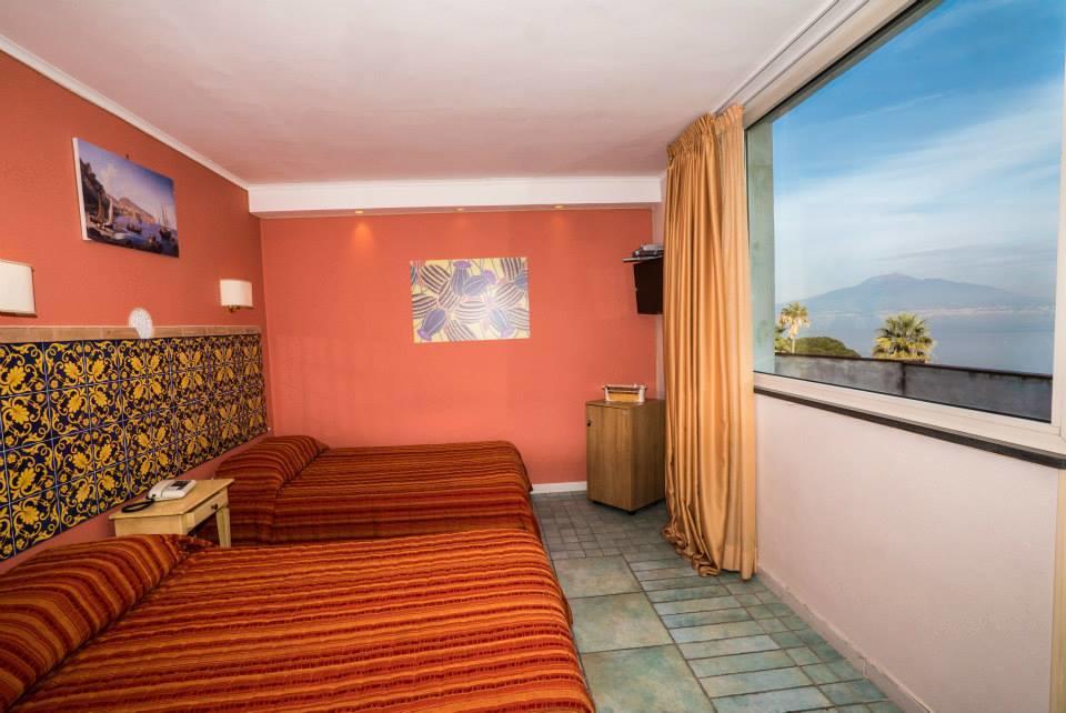 Aequa Hotel Vico Equense Esterno foto